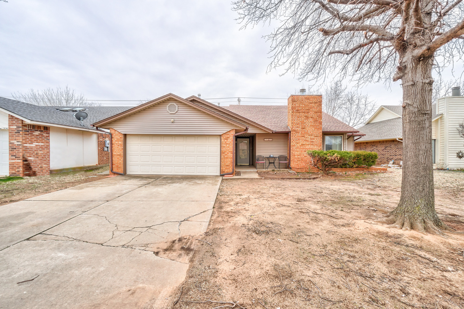 11333 North Eagle Lane Oklahoma City, Oklahoma 73162 Nested Tours